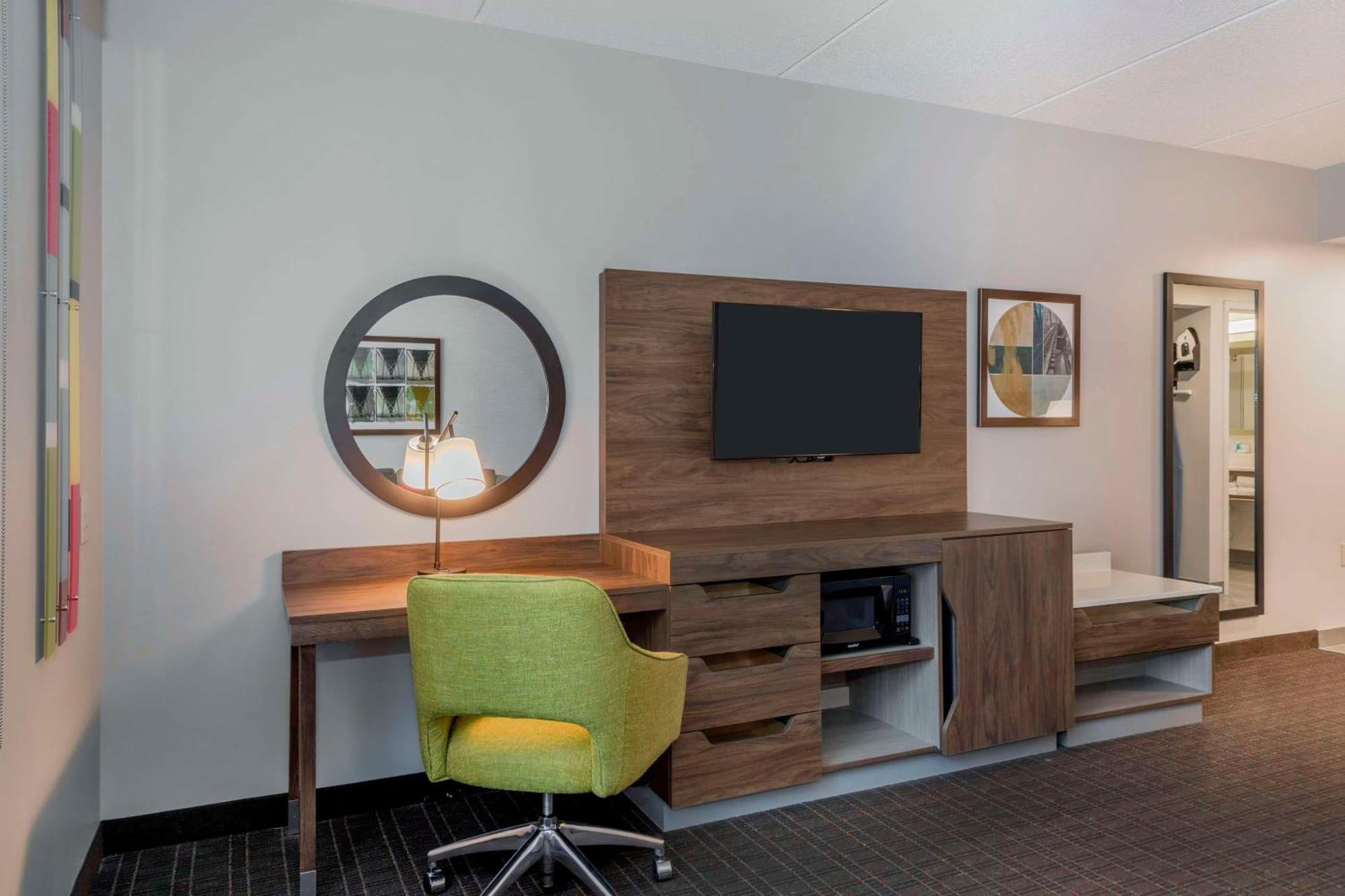 Hampton Inn & Suites Burlington Eksteriør billede