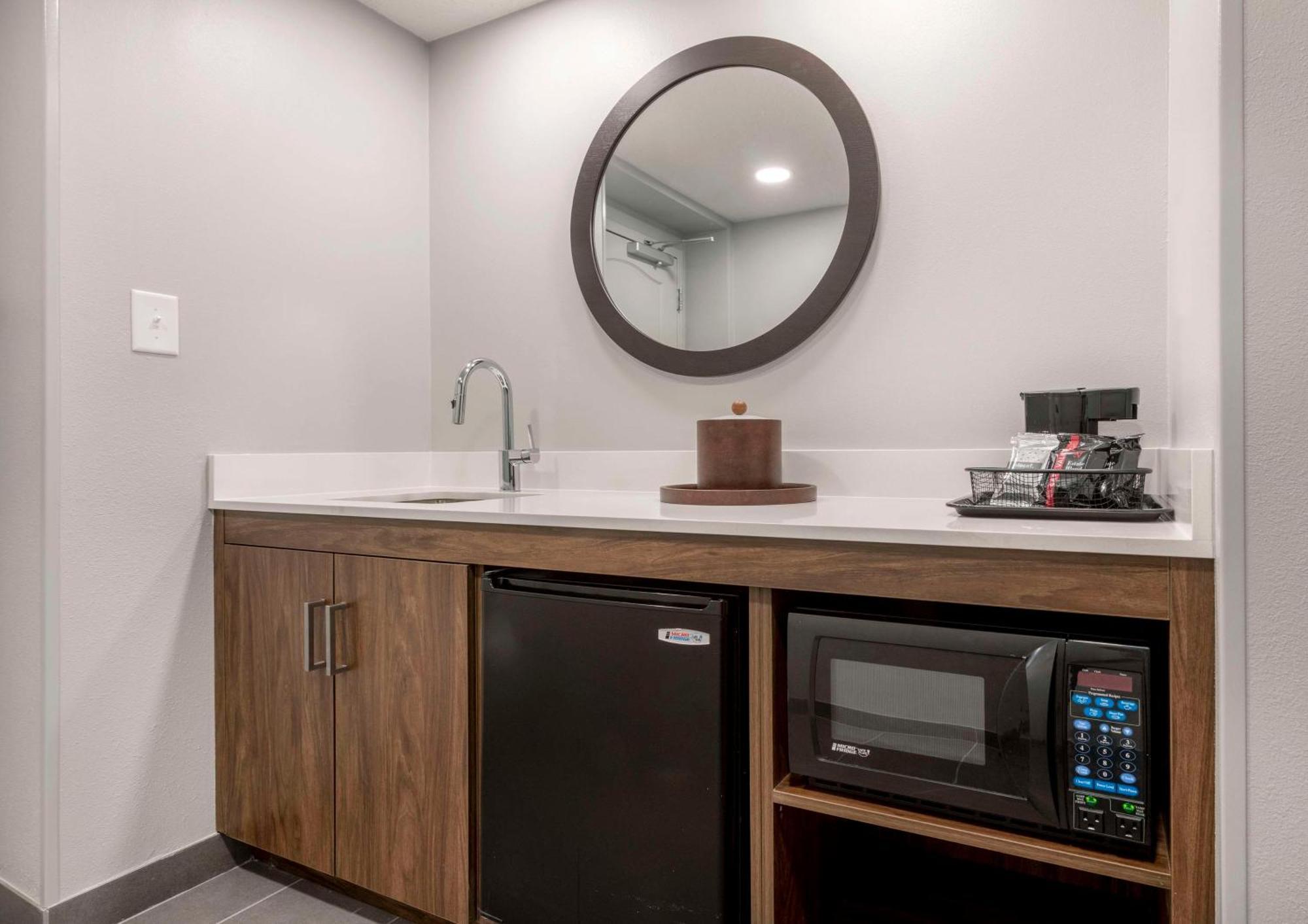 Hampton Inn & Suites Burlington Eksteriør billede