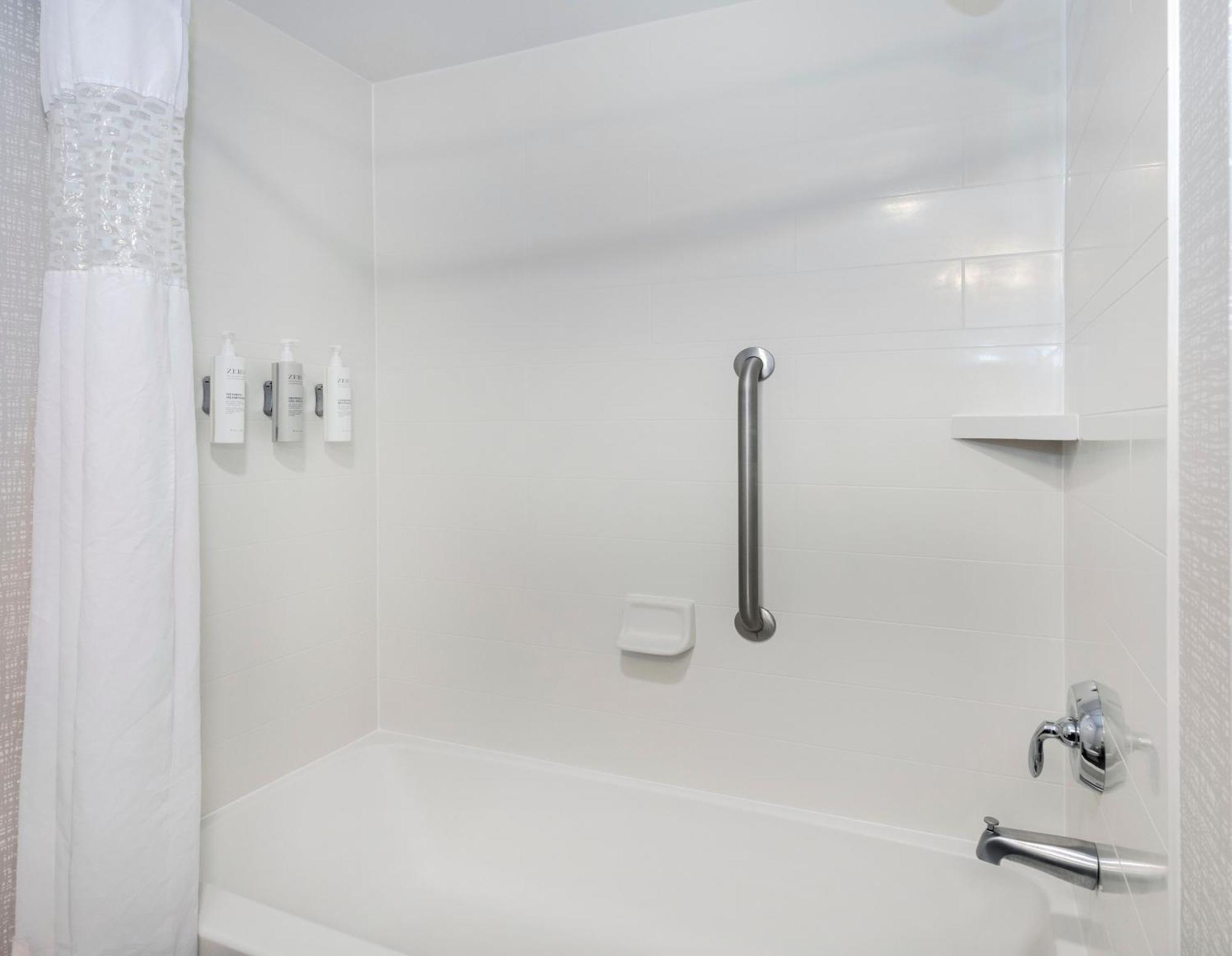 Hampton Inn & Suites Burlington Eksteriør billede