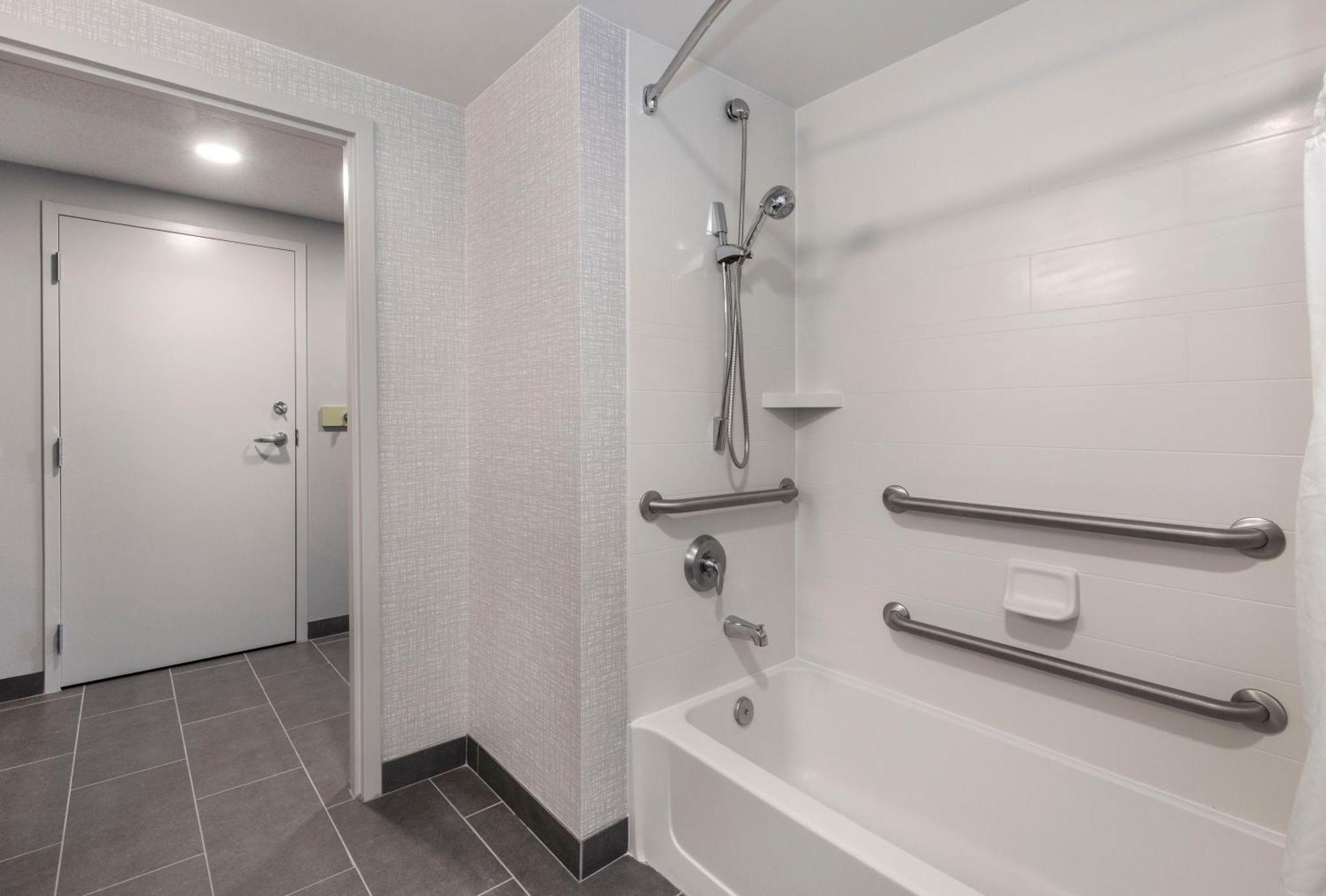 Hampton Inn & Suites Burlington Eksteriør billede