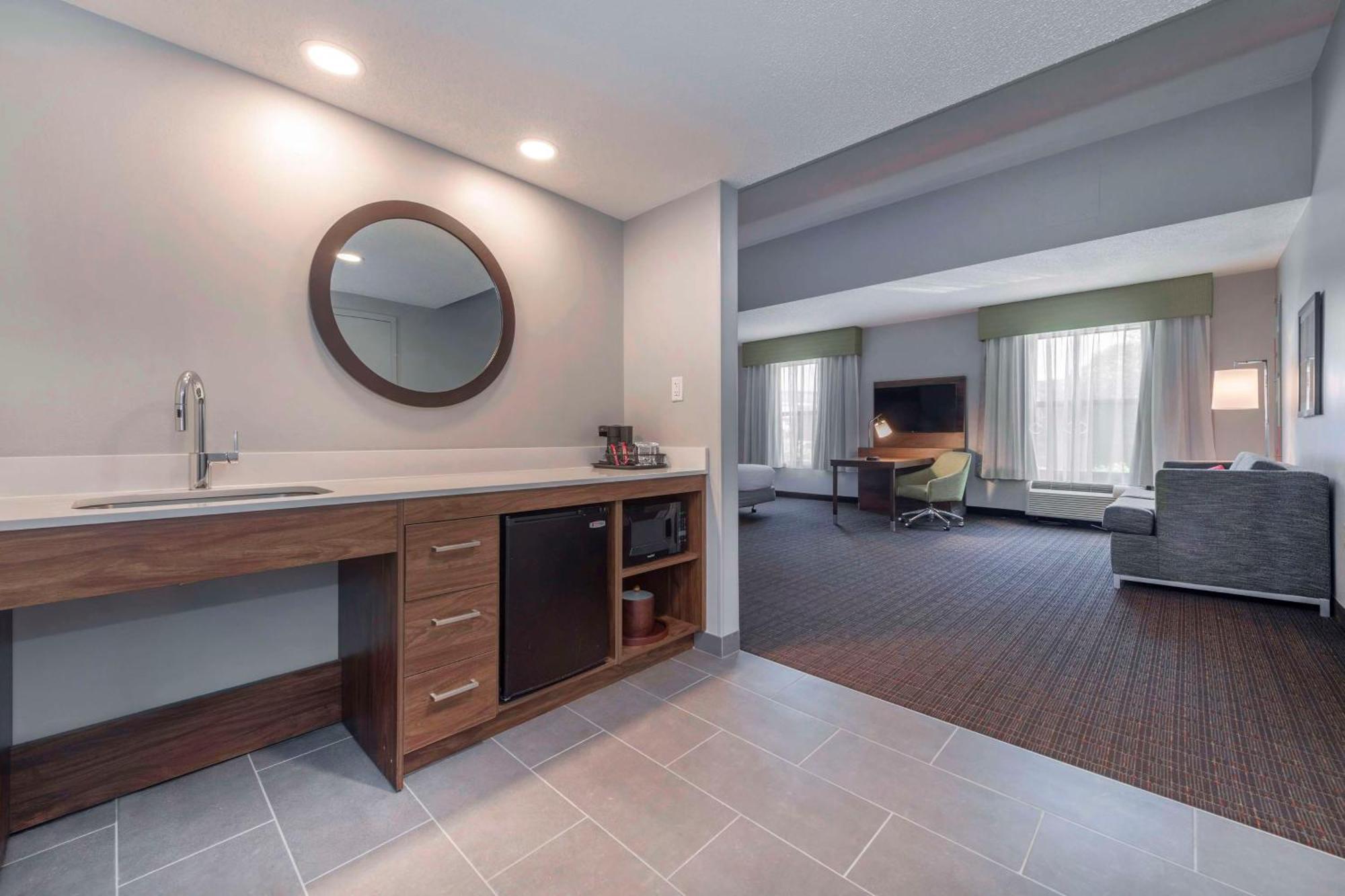 Hampton Inn & Suites Burlington Eksteriør billede