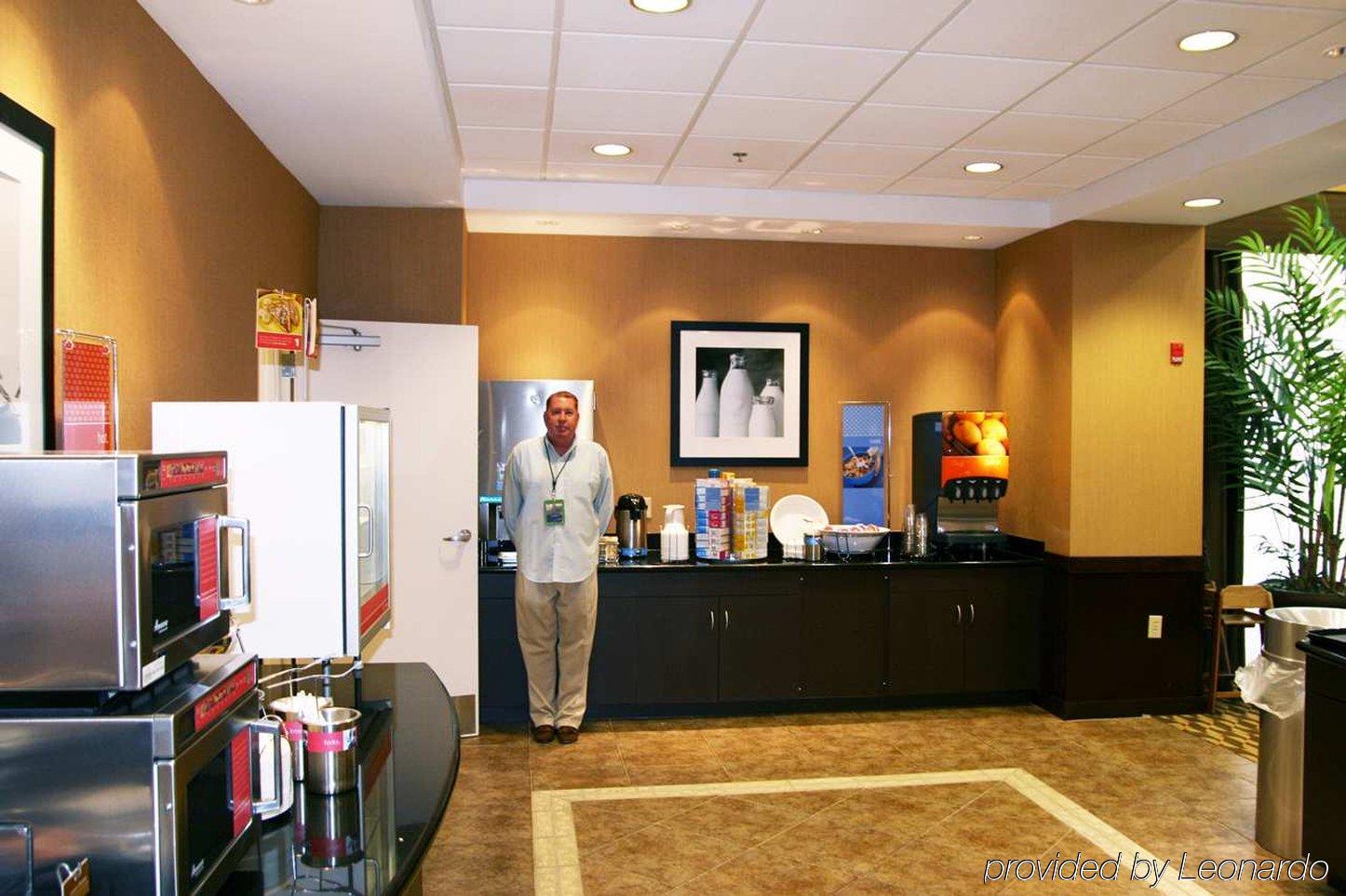 Hampton Inn & Suites Burlington Restaurant billede