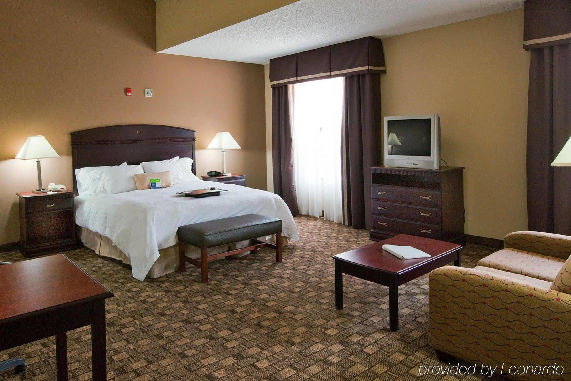 Hampton Inn & Suites Burlington Værelse billede