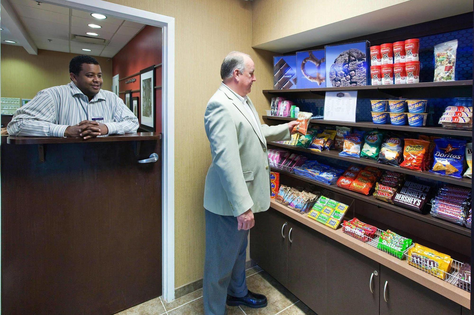 Hampton Inn & Suites Burlington Restaurant billede